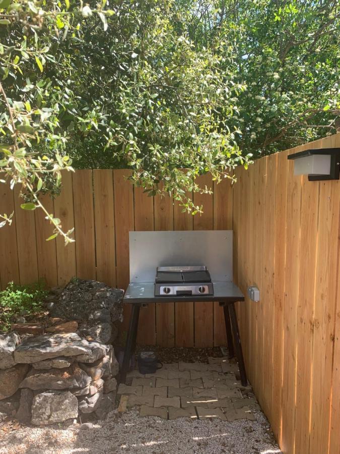 Joli Studio Independant 20M² Avec Jardin Saint-Maximin-la-Sainte-Baume Exterior photo